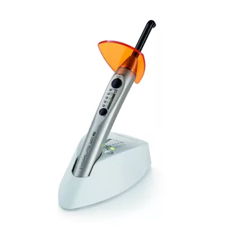 3M™ Elipar™ Deepcure S Polimerizációs Lámpa